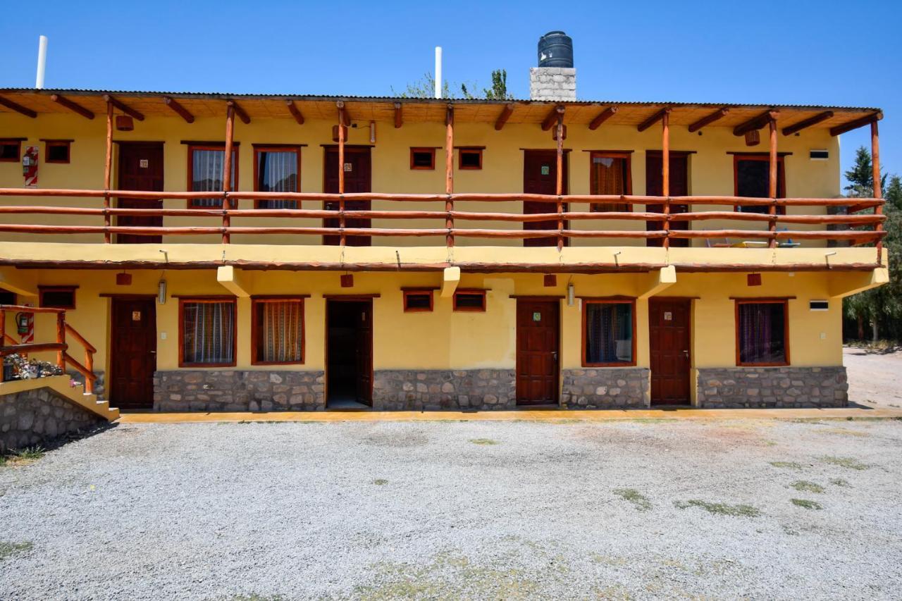 Tilcara Rustica Hostel מראה חיצוני תמונה